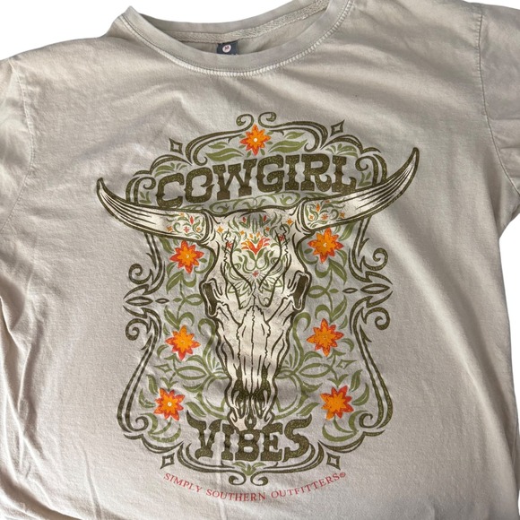 Simply Southern Cowgirl Vibes Graphic T-Shirt M Medium Tan Western Longhorn - Picture 10 of 13